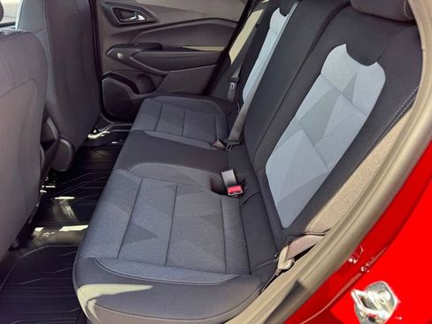 New 2026 Chevrolet Trax RS w/ Sunroof Package FWD image 11