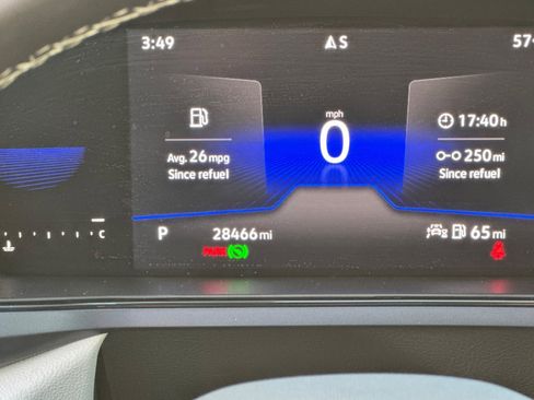 Used 2022 Volkswagen Taos SE image 27