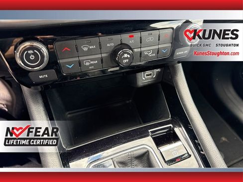 Used 2025 Jeep Compass Limited AWD/4WD image 34