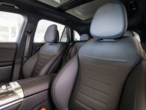 New 2026 Mercedes-Benz GLC 300 4MATIC image 5