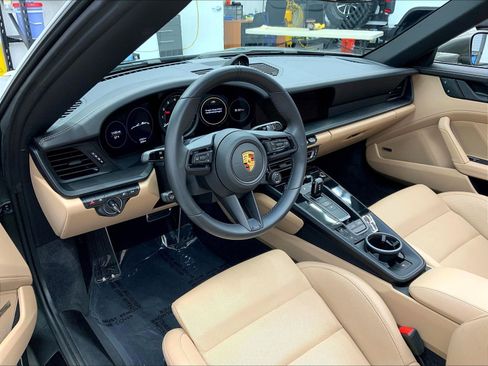Certified 2023 Porsche 911 Targa 4 GTS AWD/4WD image 4