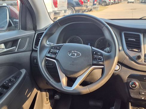 Used 2018 Hyundai Tucson Sport FWD image 15