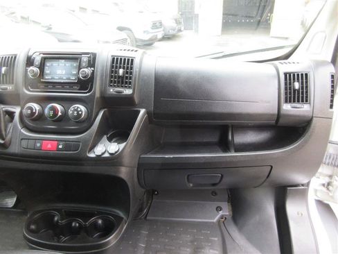 Used 2017 RAM ProMaster 2500 image 19