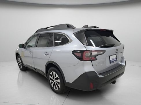 Used 2021 Subaru Outback Premium AWD/4WD image 5