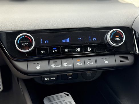 New 2026 Hyundai Elantra SEL Sport FWD image 24
