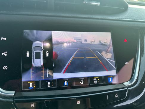 Used 2021 Cadillac XT6 Sport w/ LPO, ONYX Package image 11