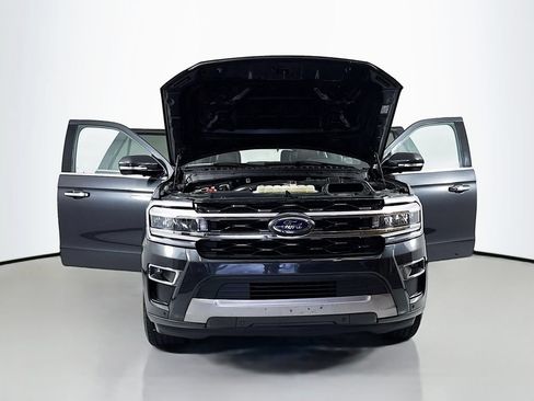 Used 2024 Ford Expedition Limited AWD/4WD image 27