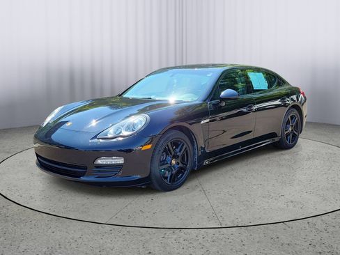 Used 2012 Porsche Panamera 4 AWD/4WD image 5