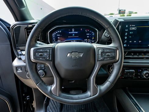 Used 2025 Chevrolet Silverado 2500 ZR2 w/ ZR2 Bison Edition AWD/4WD image 19