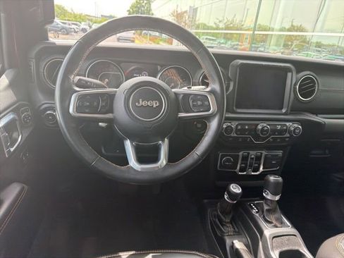 Used 2021 Jeep Wrangler Unlimited Sahara AWD/4WD image 7