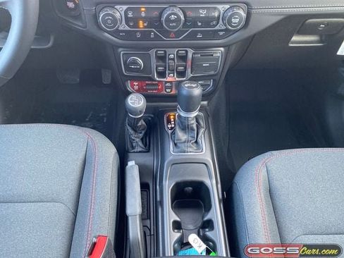 New 2026 Jeep Wrangler Unlimited Rubicon image 13