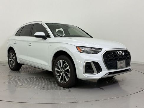 Used 2023 Audi Q5 2.0T Premium Plus w/ Premium Plus Package AWD/4WD image 7