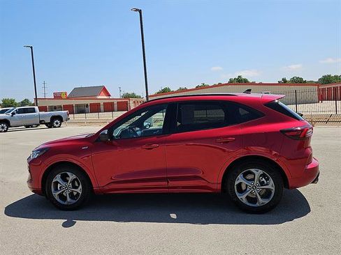 Used 2023 Ford Escape ST-Line w/ Tech Pack #1 FWD image 2