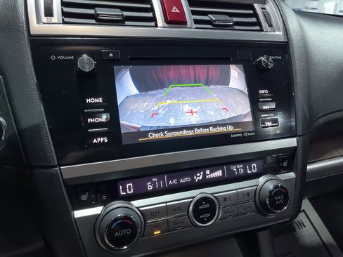 Used 2017 Subaru Outback 2.5i Limited image 39