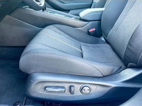 Used 2023 Honda Accord Sport image 19