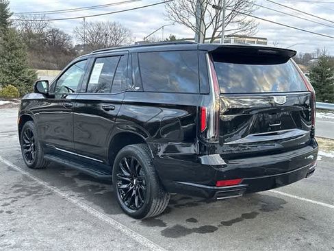 Used 2023 Cadillac Escalade Sport w/ LPO, ONYX Package image 37