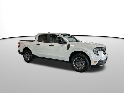 New 2025 Ford Maverick XLT w/ XLT Luxury Package image 7