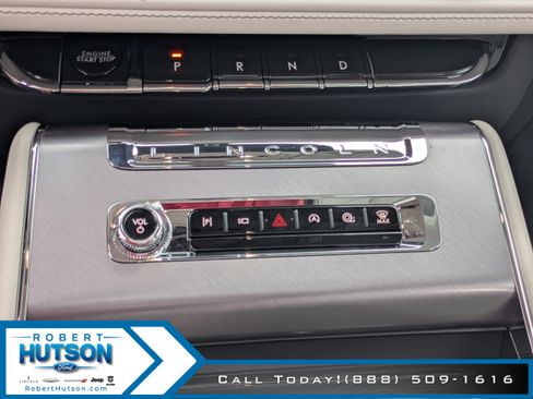 New 2026 Lincoln Aviator 2WD w/ Jet Appearance Package image 22