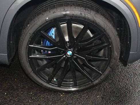 New 2026 BMW X5 xDrive40i w/ M Sport Package image 11