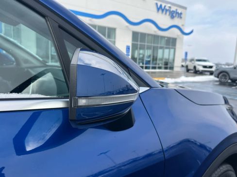 Used 2024 Kia Sportage EX image 19