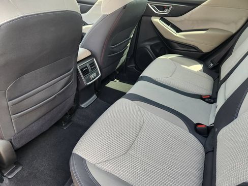 Used 2020 Subaru Forester Premium AWD/4WD image 22