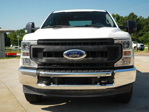 Used 2022 Ford F250 XL w/ Power Equipment Group AWD/4WD image 16