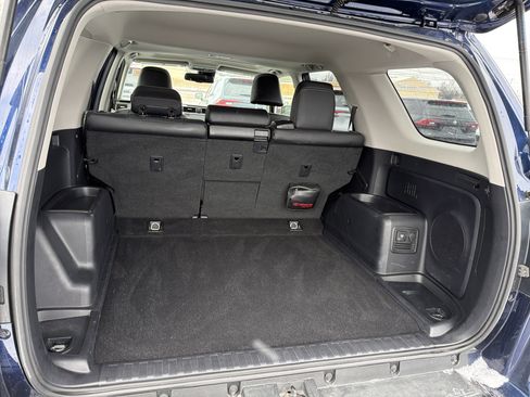 Used 2024 Toyota 4Runner Limited image 27