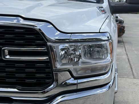 Used 2024 RAM 2500 Big Horn AWD/4WD image 11