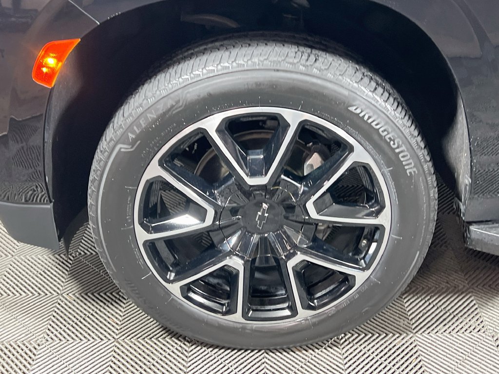 Used 2023 Chevrolet Tahoe RST AWD/4WD image 29