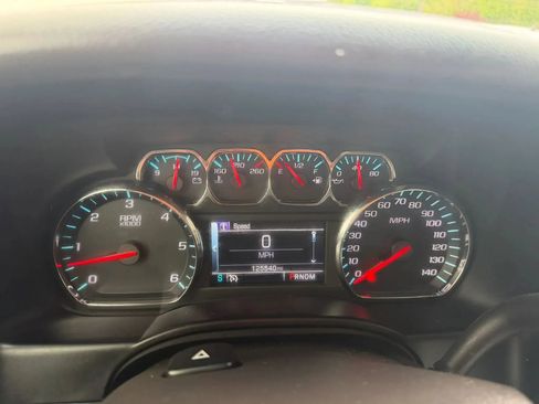 Used 2015 Chevrolet Suburban LT AWD/4WD image 10