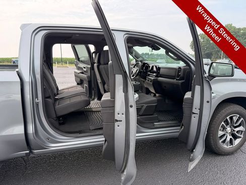 Used 2023 Chevrolet Silverado 1500 LT AWD/4WD image 34