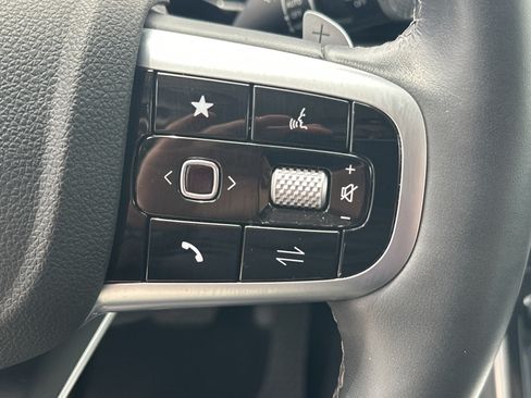 Certified 2025 Genesis GV80 2.5T Standard AWD/4WD image 23