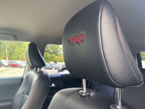 Used 2021 Toyota 4Runner TRD Off-Road Premium image 26