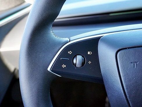 Used 2025 Tesla Model 3 Performance AWD/4WD image 38