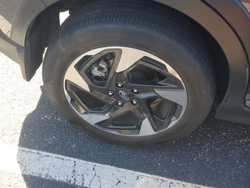 Used 2024 Subaru Crosstrek 2.5i Limited image 6