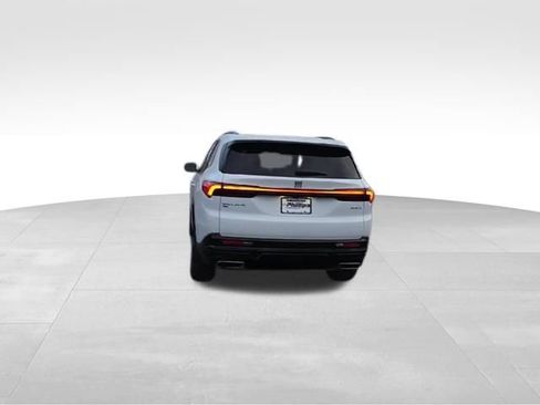 Used 2025 Buick Enclave Sport Touring image 9