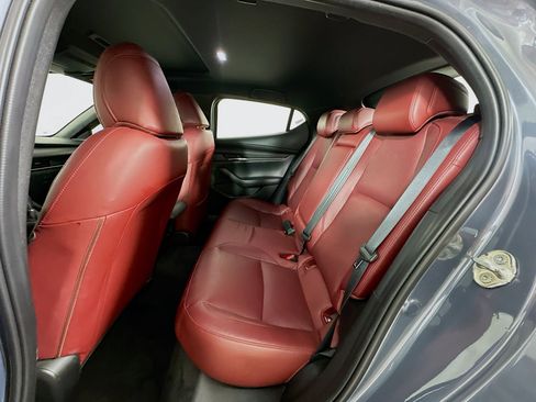 Used 2024 MAZDA MAZDA3 s image 27