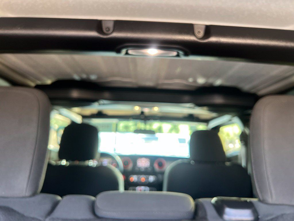 Used 2020 Jeep Wrangler Unlimited Sport S AWD/4WD image 45