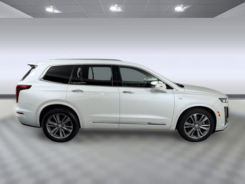 Used 2020 Cadillac XT6 FWD image 8