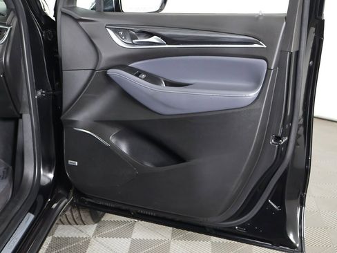 Used 2024 Buick Enclave Premium image 29