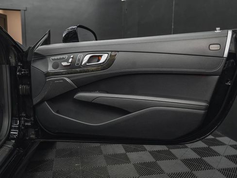 Used 2015 Mercedes-Benz SL 63 AMG image 56