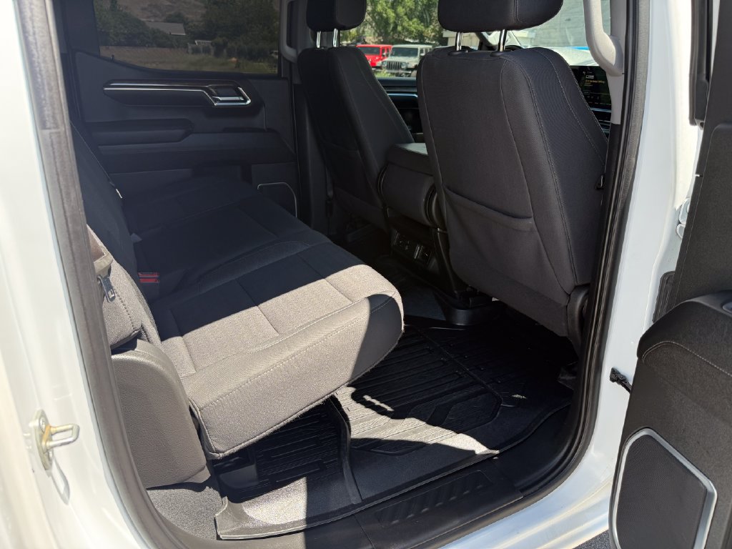 Used 2023 GMC Sierra 1500 SLE AWD/4WD image 39