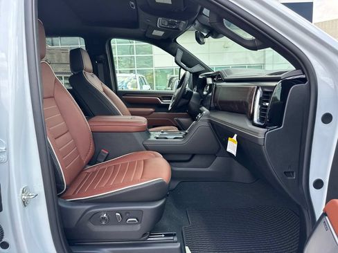 New 2026 GMC Sierra 2500 Denali Ultimate AWD/4WD image 18