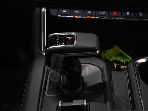 Used 2024 GMC Sierra 1500 Denali image 21