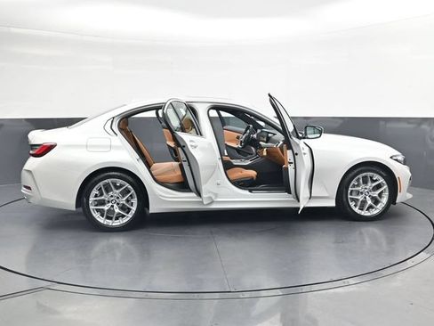 New 2026 BMW 330i Sedan w/ Premium Package RWD image 38