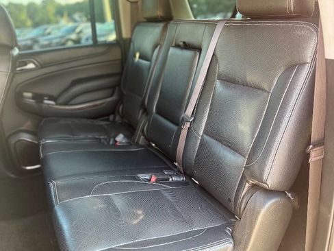 Used 2016 Chevrolet Suburban LS image 18