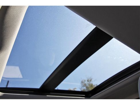 Used 2024 Mitsubishi Outlander SEL image 30