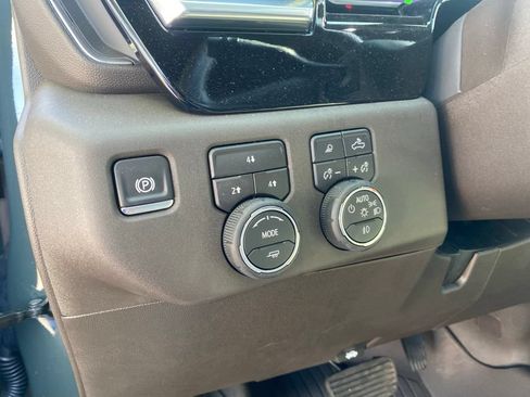 Used 2026 Chevrolet Silverado 2500 LT w/ All Star Edition AWD/4WD image 17