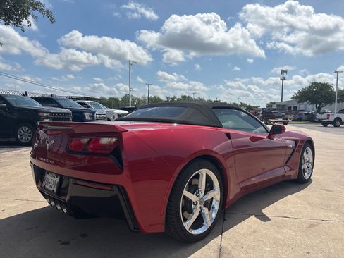 Used 2014 Chevrolet Corvette Stingray Convertible w/ 2LT Preferred Equipment Group RWD image 3