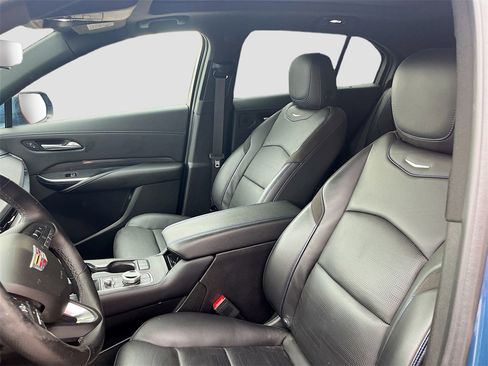Used 2024 Cadillac XT4 Sport image 22